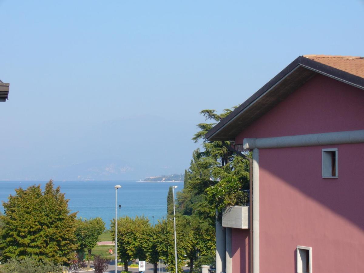 Residence Spiaggia D'Oro Desenzano del Garda Zewnętrze zdjęcie